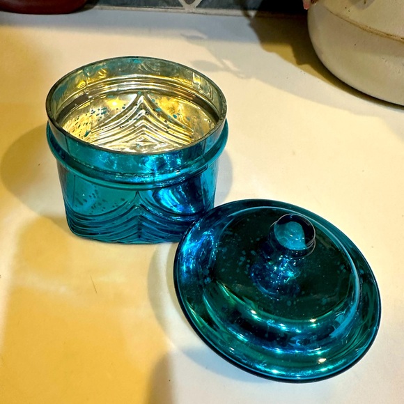APOTHECARY MERCURY GLASS TEAL BLUE DECORATIVE BOX 6.25”x 4.75” CRACKER BARREL - Picture 10 of 13